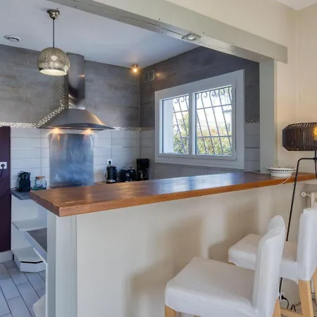 Bassin By Interhome *